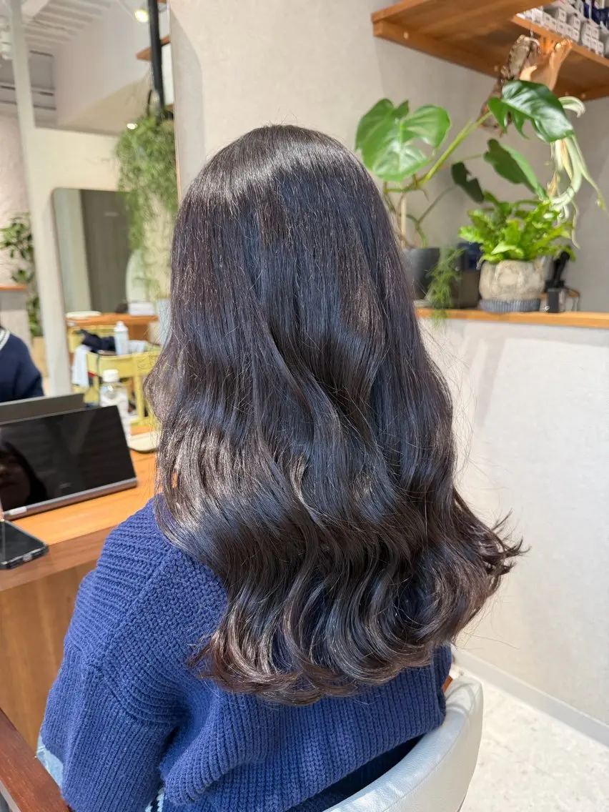 【✨️新社会人限定✨️】🩶透明感カラー ×カット✂️┊︎🎨throw・アディクシー・イルミナカラー使用の写真
