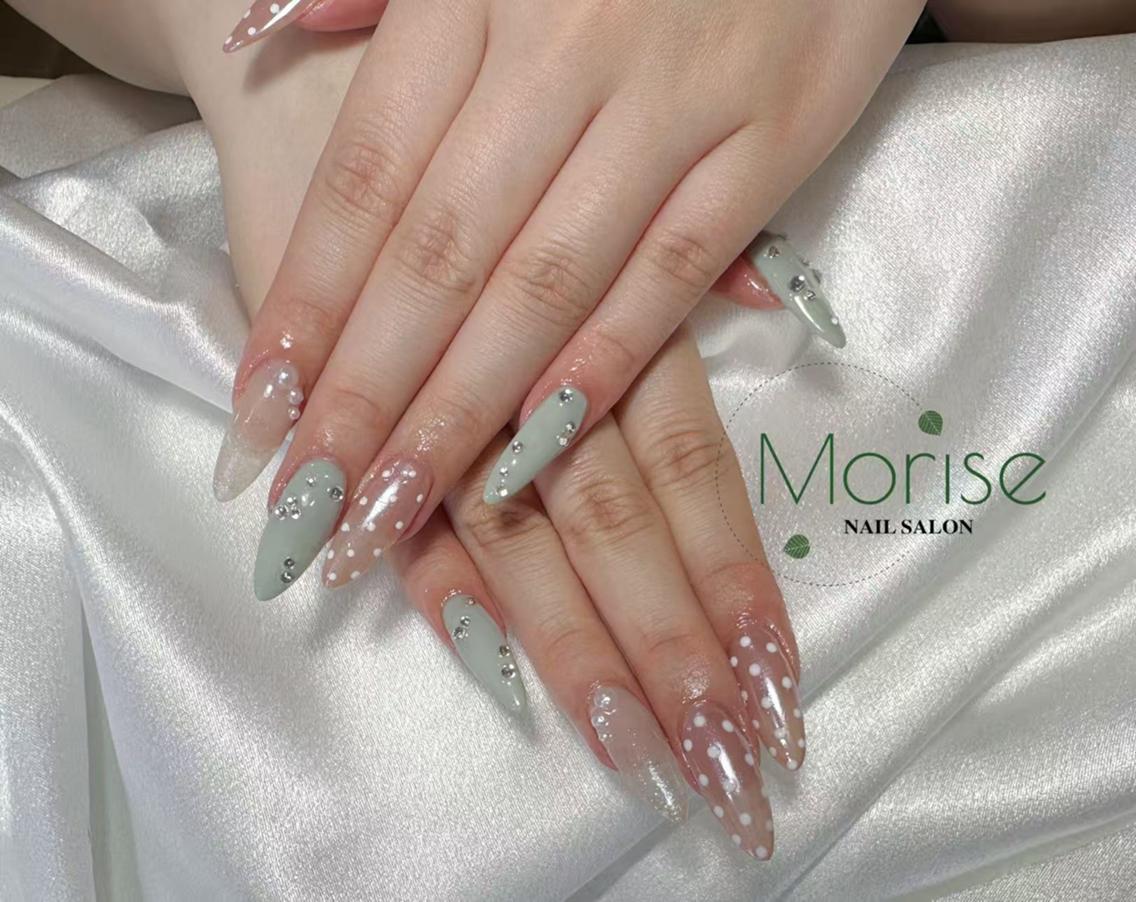ネイル チークネイル 長さ出し フラッシュネイル フレンチネイル ガラスフレンチ ハンドネイル ハンドケア Morise Nail 原宿店のネイルデザイン