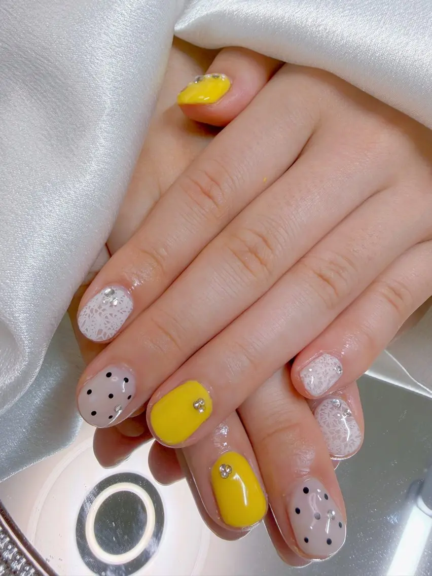 ネイル ハンドネイル IZUMI YUKIのネイルデザイン