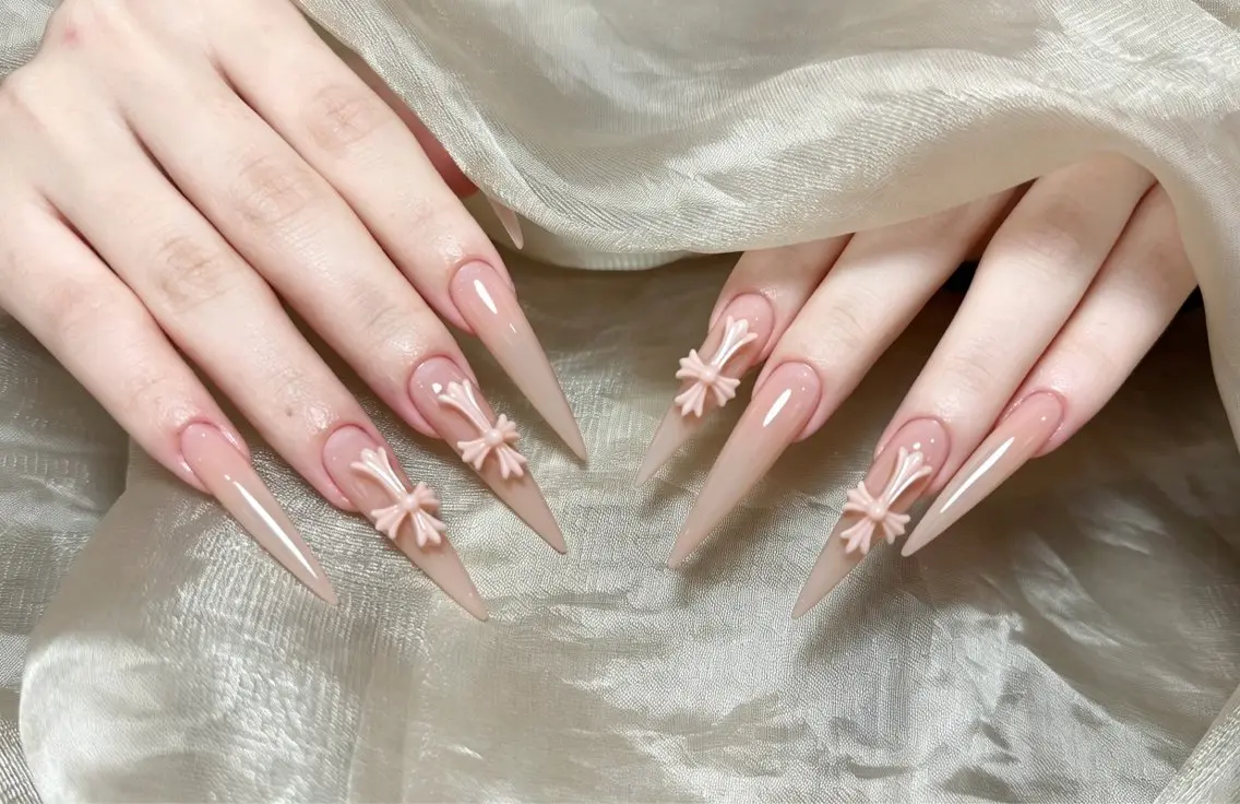 ネイル チークネイル 長さ出し フレンチネイル ジェルネイル 韓国ネイル ハンドネイル Lucky Nail Salon❶のネイルデザイン