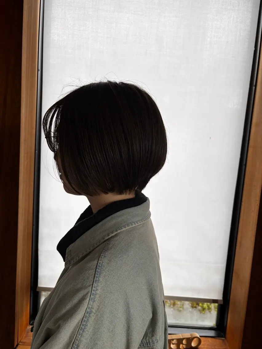 ショート カット ヘアカラー 縮毛矯正 HattoRi レイヤーカットのヘアスタイル