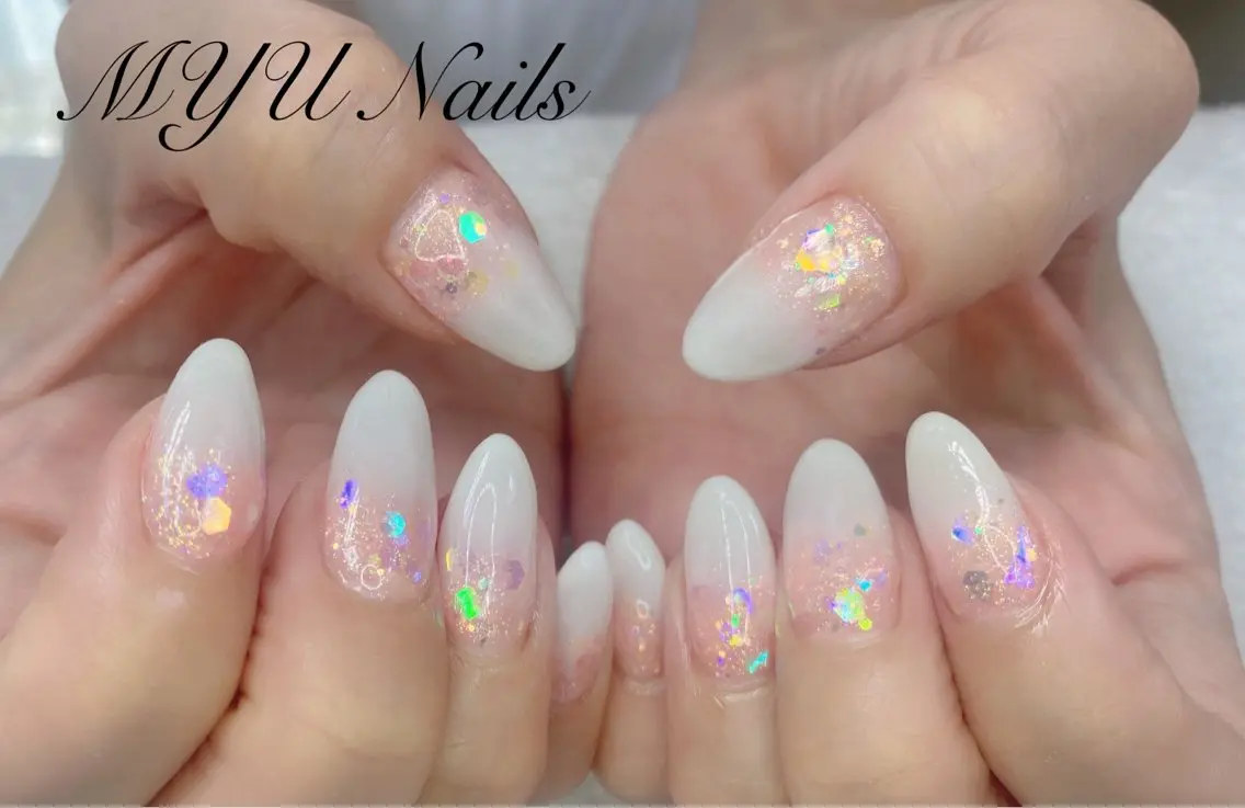 ネイル ニュアンスネイル🌈 MYU Nailsのネイルデザイン