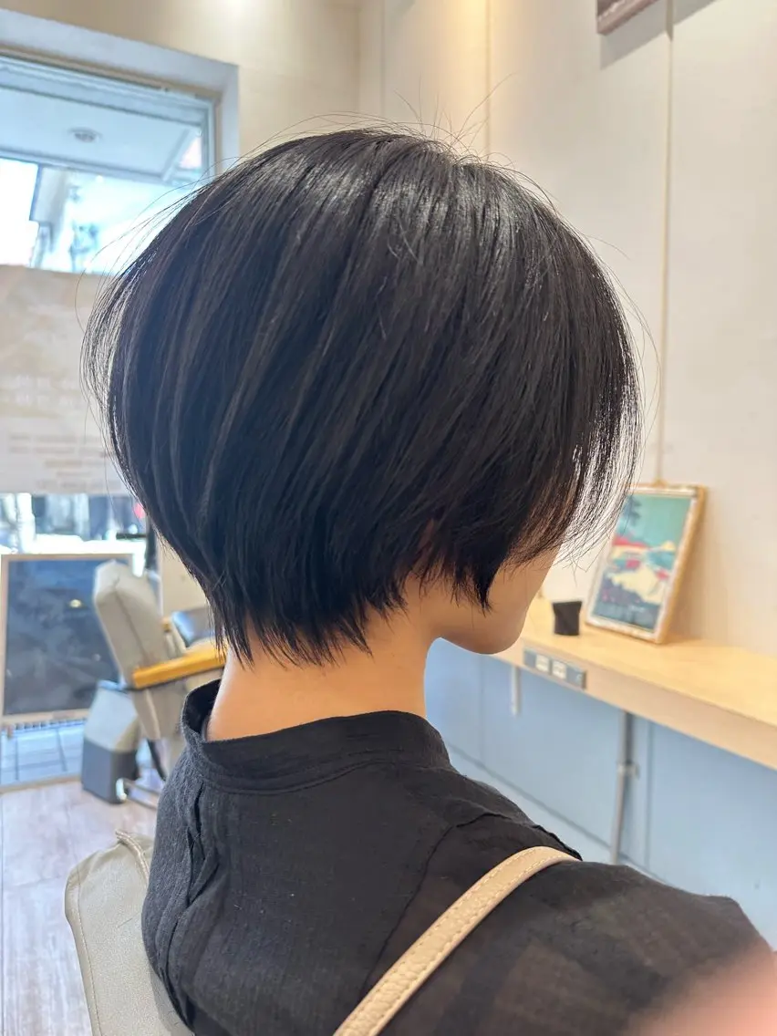 ショート ショートヘア 若山 敦のヘアスタイル