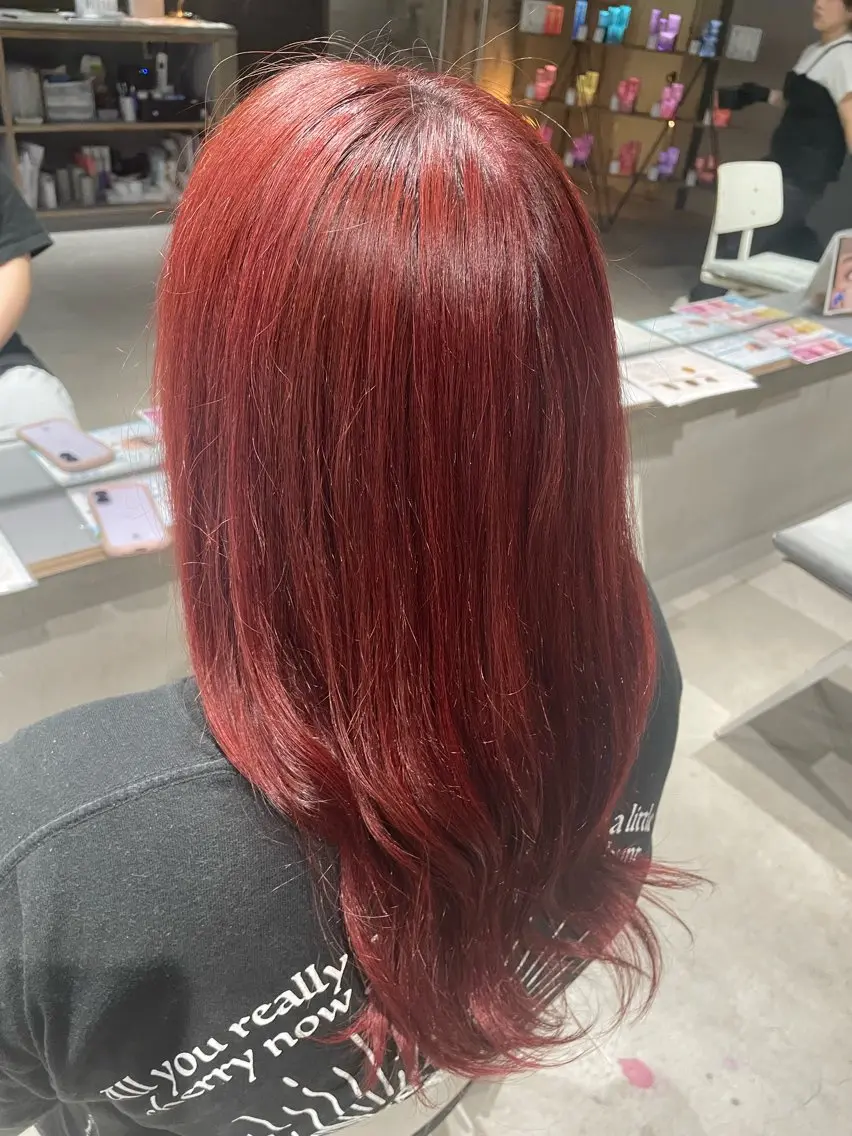 ロング ヘアカラー 井口 侑香のヘアスタイル
