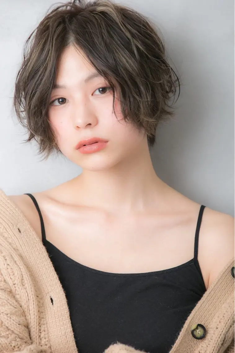 ショート カラー ハンサムショート ハイライトカラー ハイライト ショートヘア カット ヘアカラー トリートメント 平日オススメ✨ コスパ&タイパ✨山下のヘアスタイル
