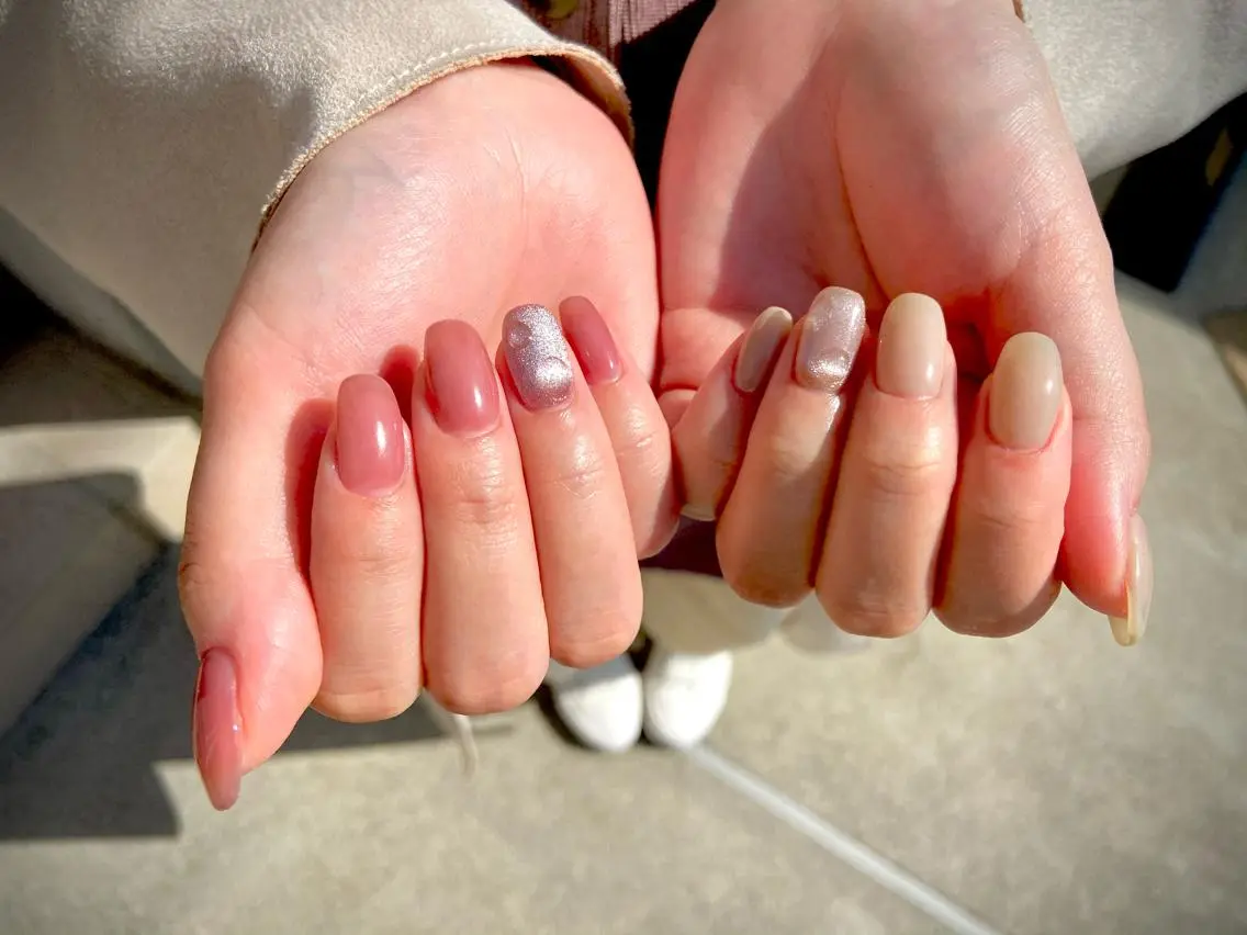 ネイル オーロラネイル カジュアル ジェルネイル ラメ(グリッター) マグネットネイル MH Nailのネイルデザイン