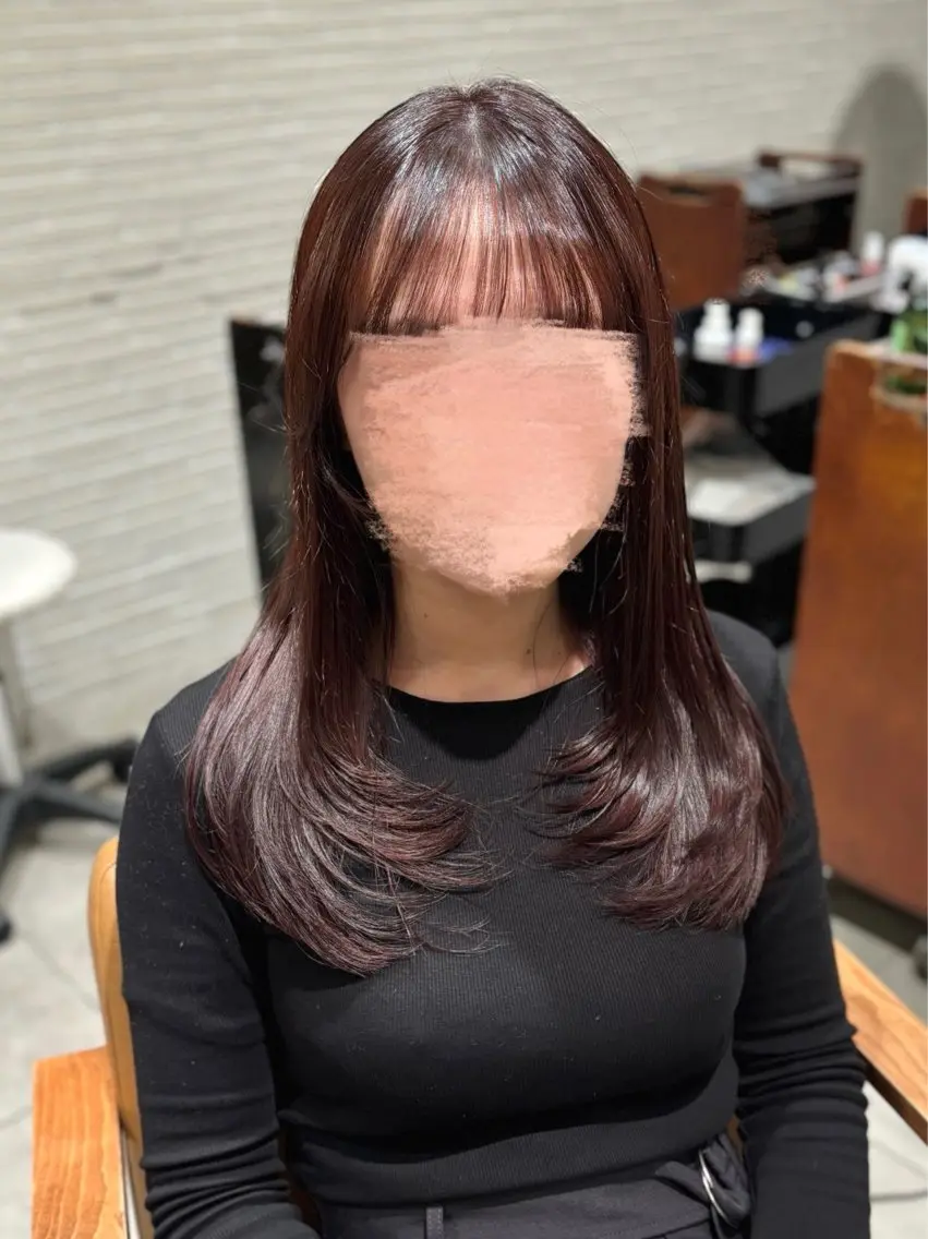 ロング レイヤーカット 新谷 春日のヘアスタイル