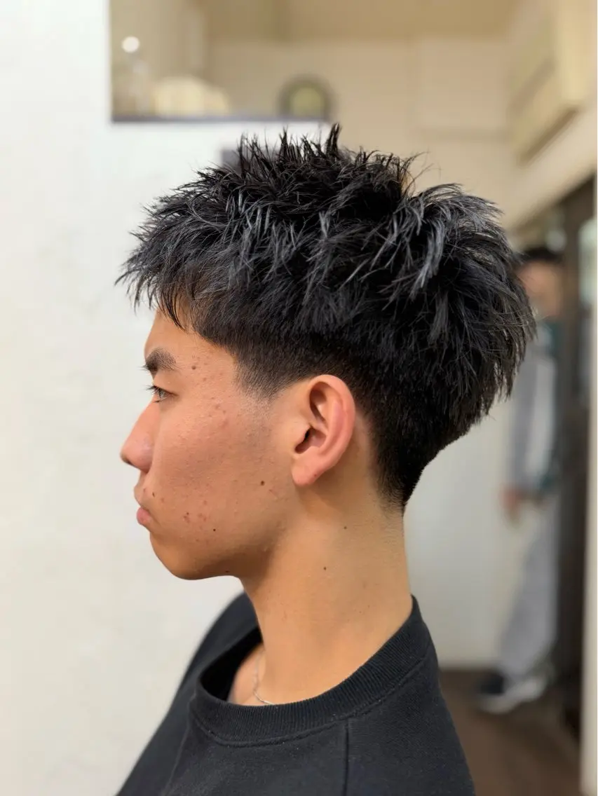 ショート メンズ フェードカット スパイキーショート ショートヘア カット メンズ/スパイキー ショート/isseyのヘアスタイル