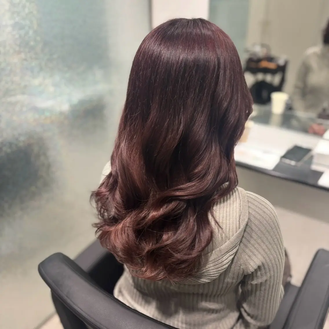 ロング ヘアアレンジ ヘアカラー ヘアセット Yuzu️🫧/艶髪 カラー/韓国ヘアのヘアスタイル