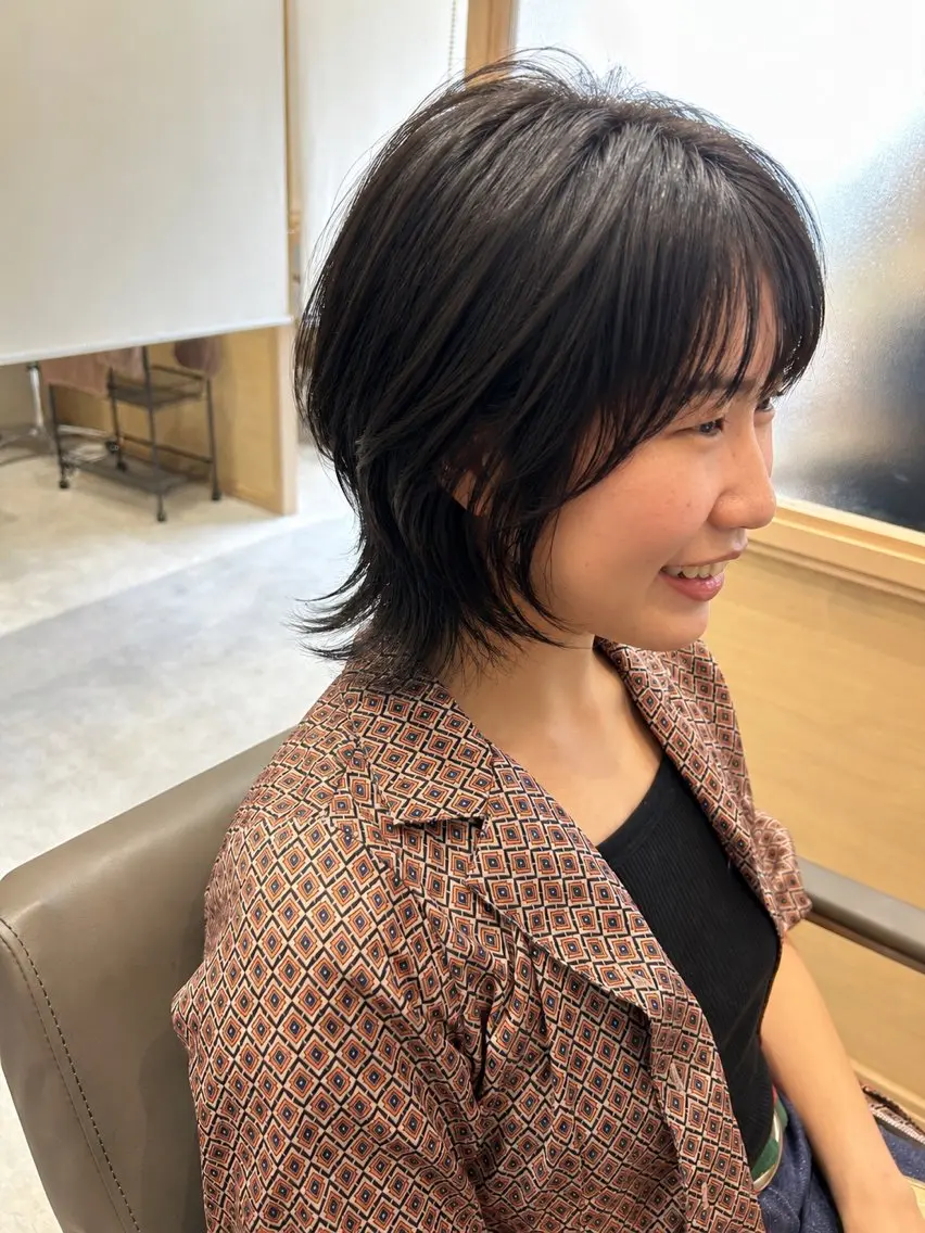 ミディアム カラー ショートボブ ボブ 髪質改善 ウルフカット カット ヘアカラー トリートメント ヘッドスパ 久木原 ゆりのヘアスタイル