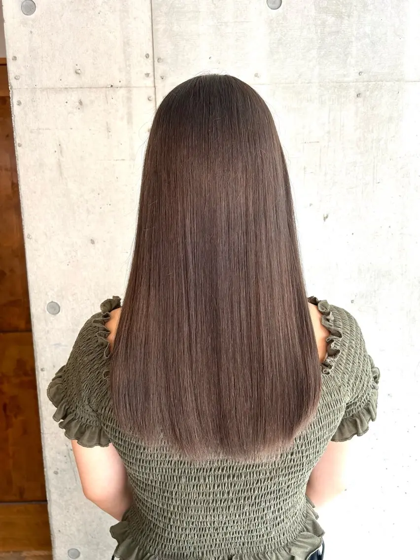 セミロング カラー 🌷横浜/レイヤー /艶カラー🌷のヘアスタイル