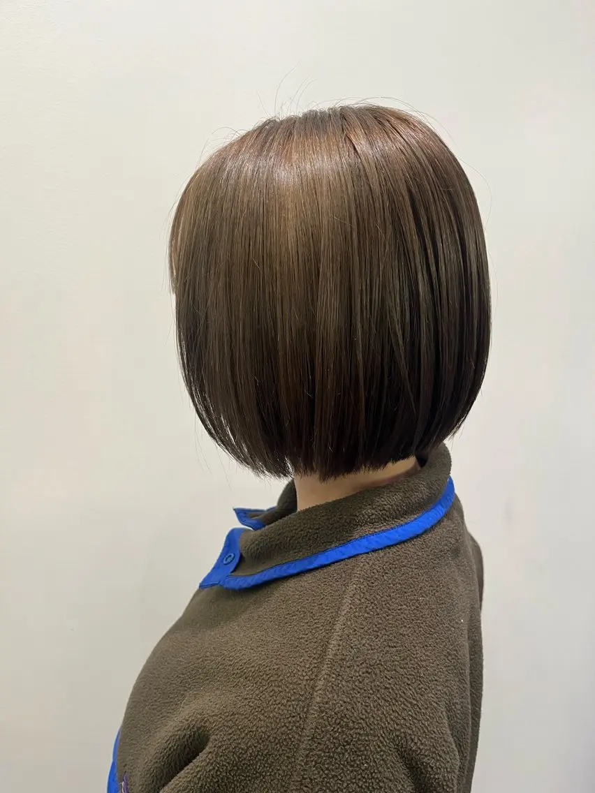 ショート カラー ベージュカラー オリーブベージュ ボブ ✨透明感カラー✨ 🦖佐々木未来🦕のヘアスタイル