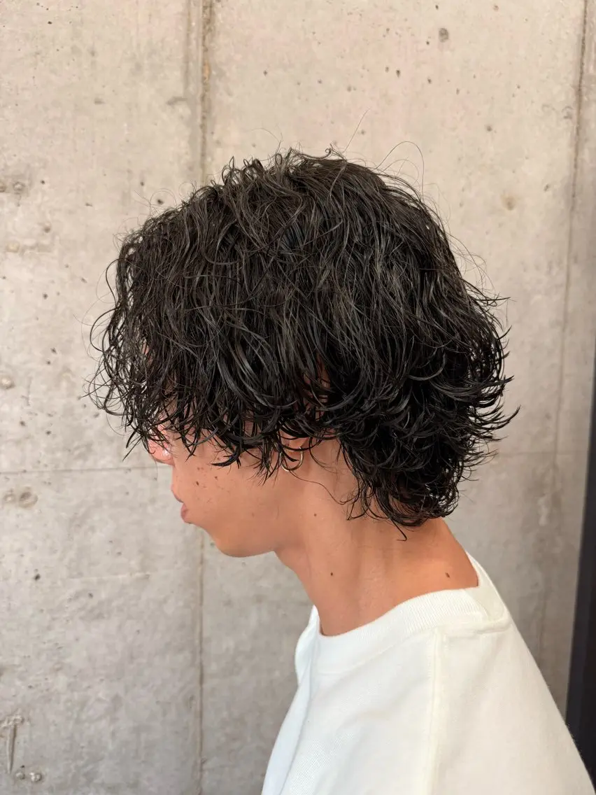 ミディアム 松戸レイヤーカット 塚原悠斗のヘアスタイル