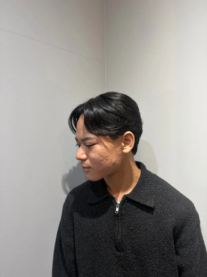 メンズ縮毛矯正のモデルメニューになっております。の写真
