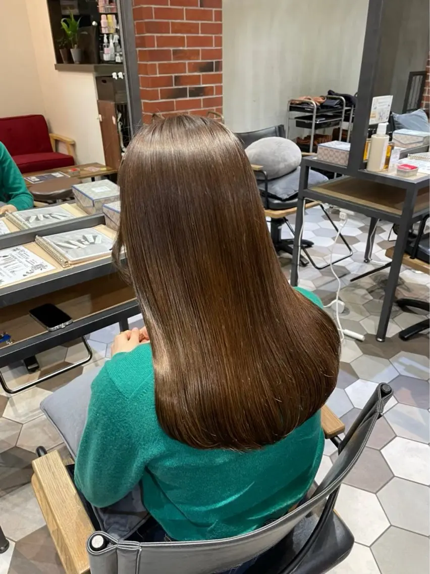 ロング カット ヘアカラー 石原 悠貴のヘアスタイル