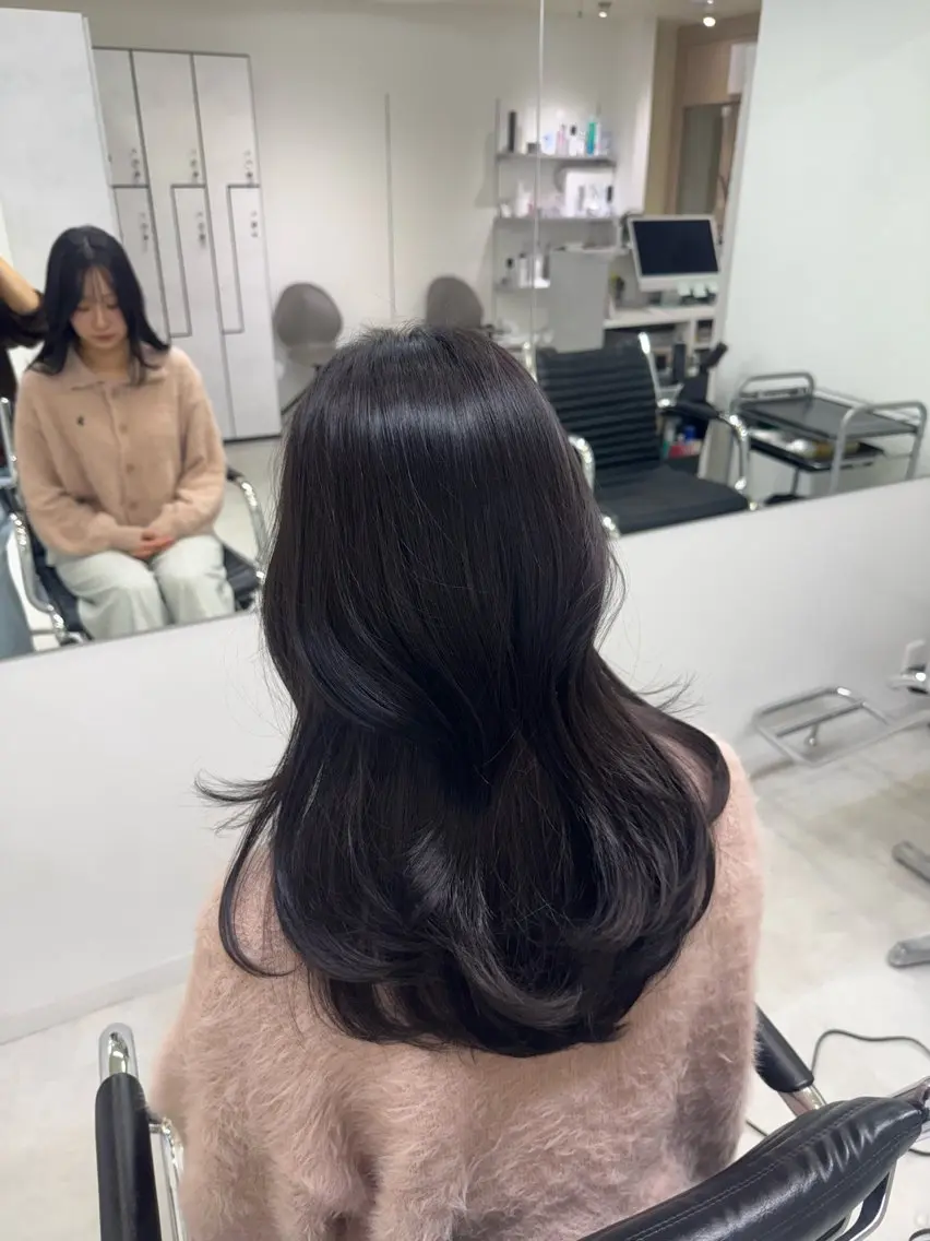 ミディアム ヘアカラー トリートメント ATRA /藤田勇也のヘアスタイル