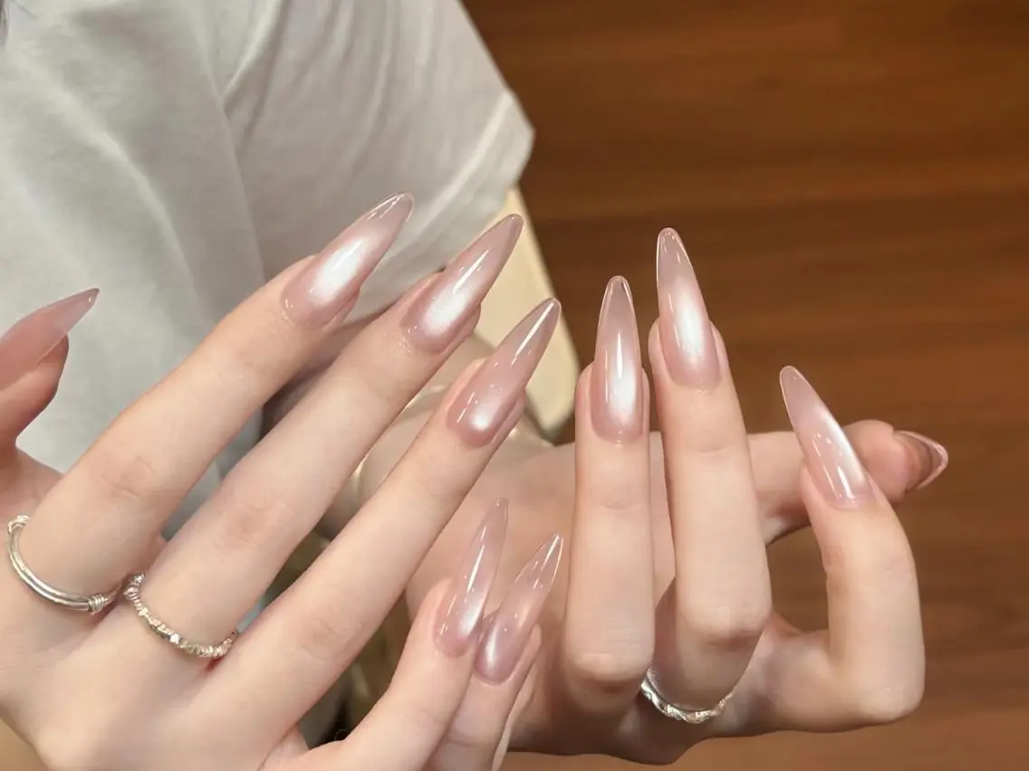 ネイル 🎀美 奈🎀のネイルデザイン