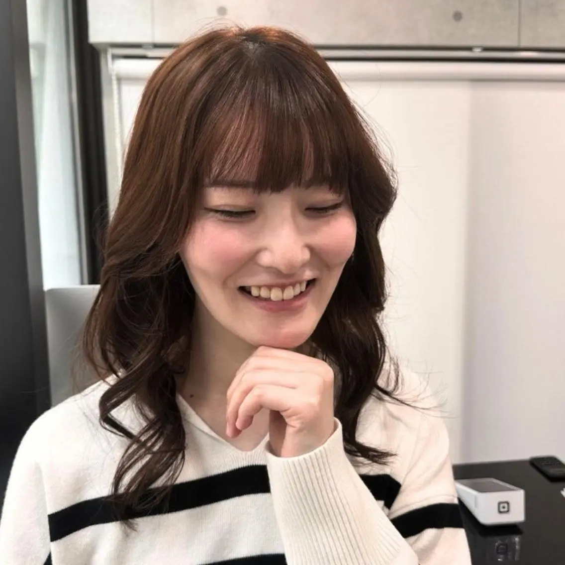 ミディアム カラー パーマ ブラウンカラー チェスナットブラウン 透明感カラー シースルーバング 小顔カット ❇️安達 優心❇️ レイヤー/艶髪特化のヘアスタイル
