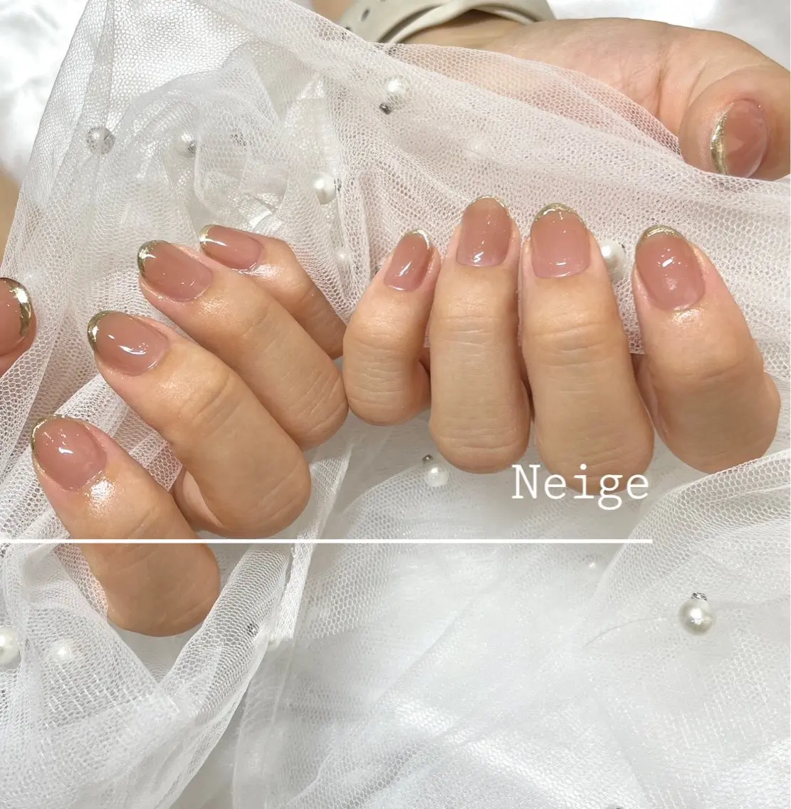 ネイル ゴールド ワンカラーネイル ハンドネイル Neige‪𓂃ai ＊梅津 / 松尾のネイルデザイン