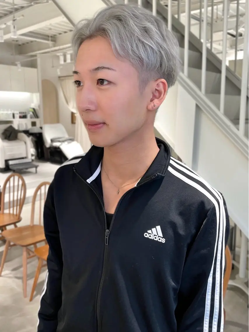 カラー メンズ カット ヘアカラー 林 千聖のヘアスタイル
