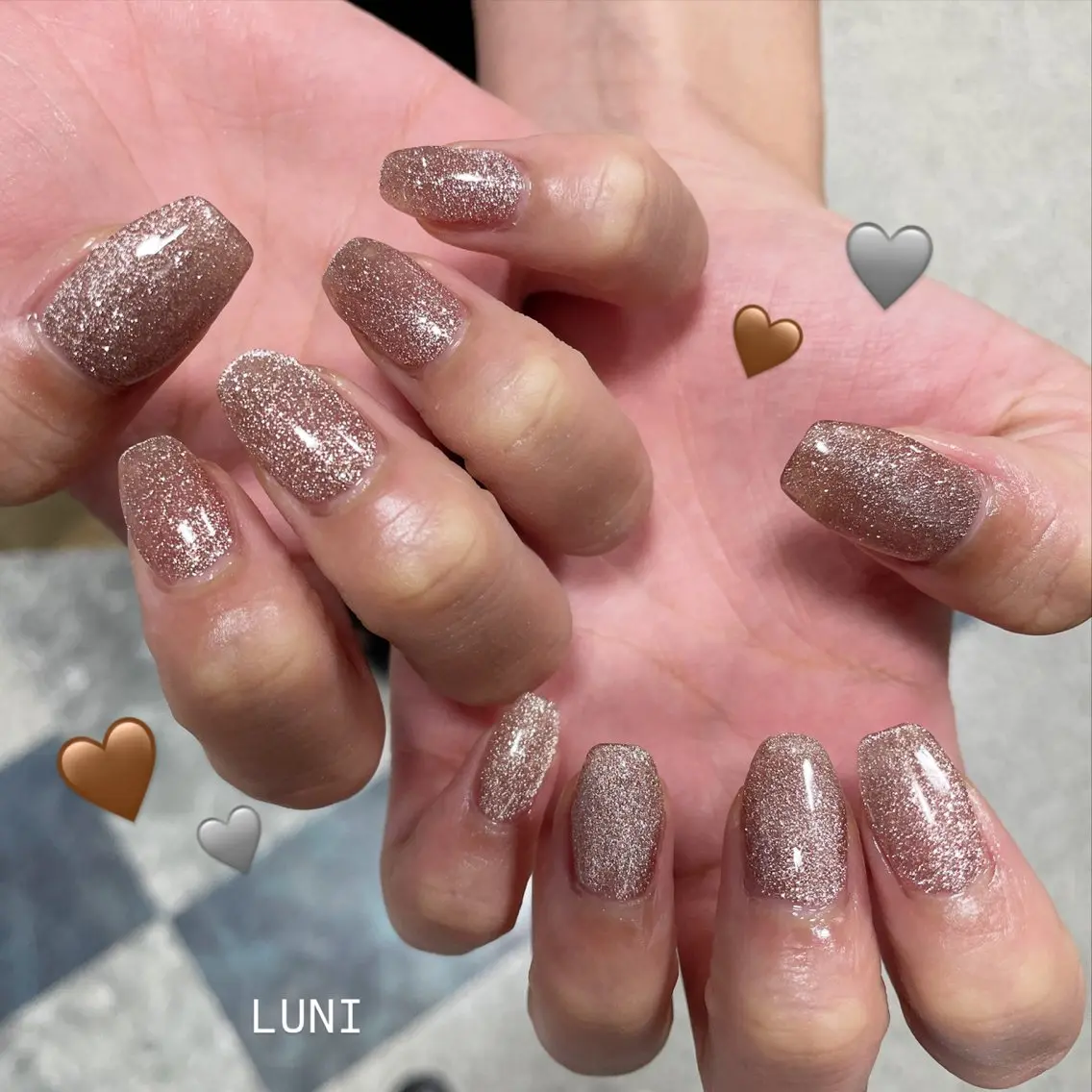 ネイル ブラウン フラッシュネイル マグネットネイル ハンドネイル LUNI 久屋大通 ˚✧₊⁎/ yuriのネイルデザイン