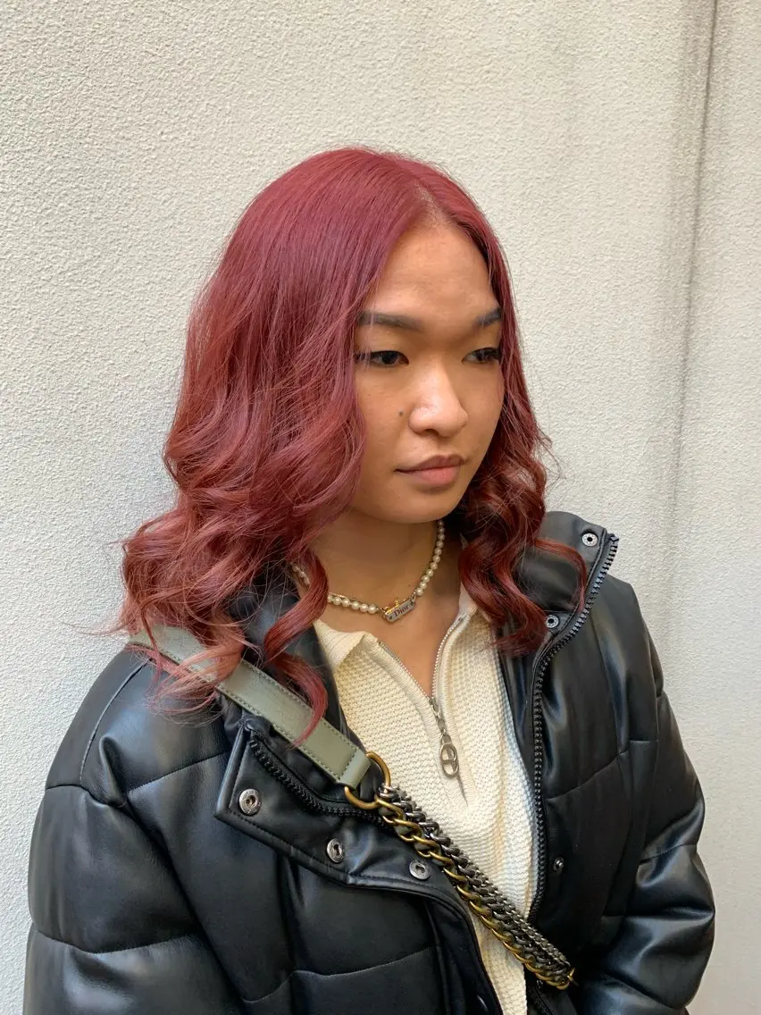 セミロング カラー パープルカラー レッドカラー レイヤーカット レイヤー/艶髪/ 髪質改善/YUYAのヘアスタイル