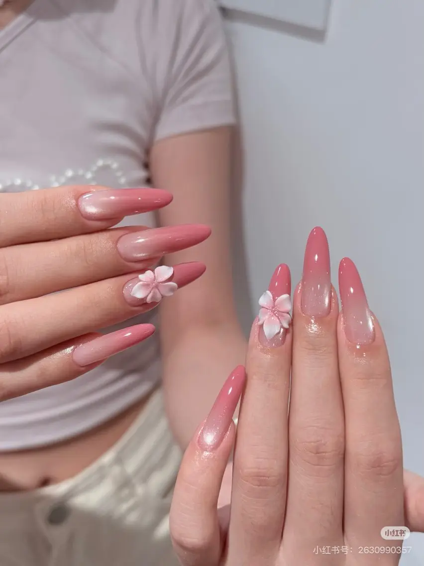 ネイル フレンチネイル ガラスフレンチ キラキラネイル 韓国ネイル ロングネイル ハンドネイル star nail salonのネイルデザイン
