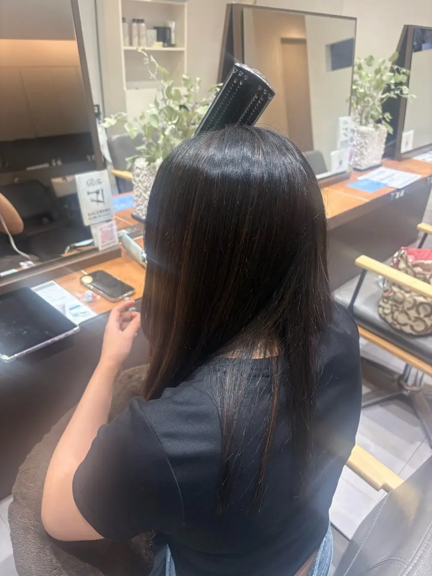 カラー ハイライトカラー ヘアカラー 青木 万菜のヘアスタイル