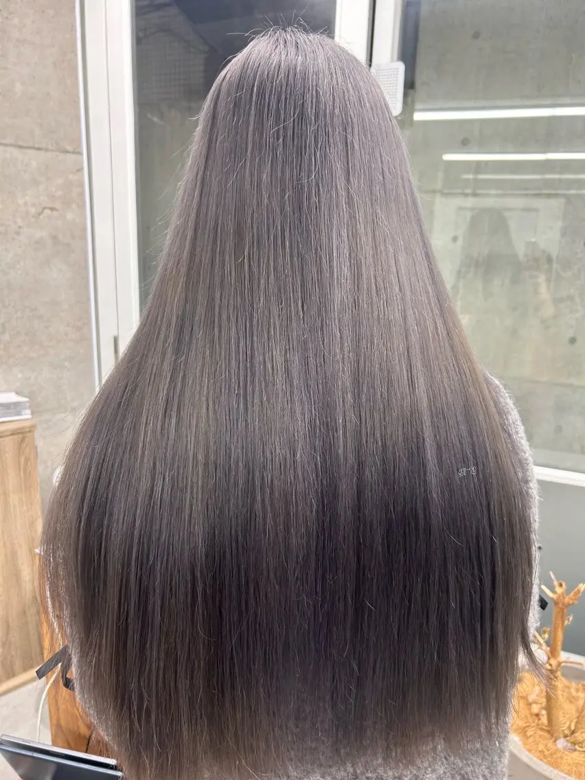 ロング カラー ブリーチ ケアブリーチ ダブルカラー ハイトーンカラー ヘアカラー Aoba 🫧艶ハイトーン🫧のヘアスタイル