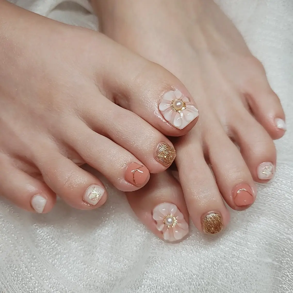 ネイル フットネイル Lunabloom. yurinaのネイルデザイン