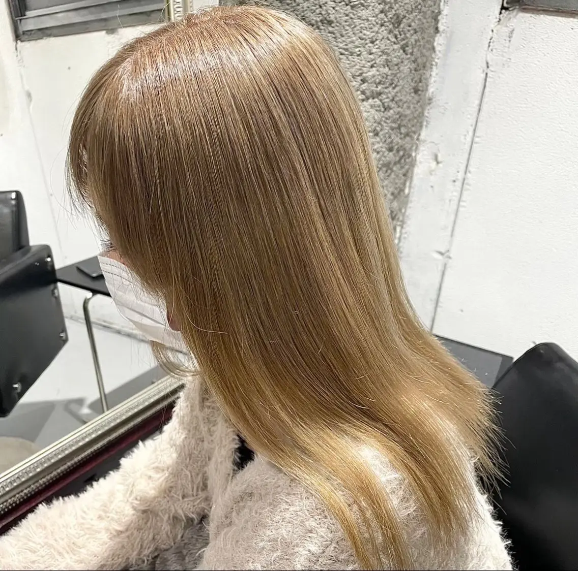 セミロング カラー ベージュカラー ホワイトベージュ inc新小岩 🌱MANAMIのヘアスタイル
