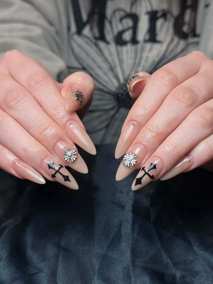 ネイル Iconic Nailのネイルデザイン