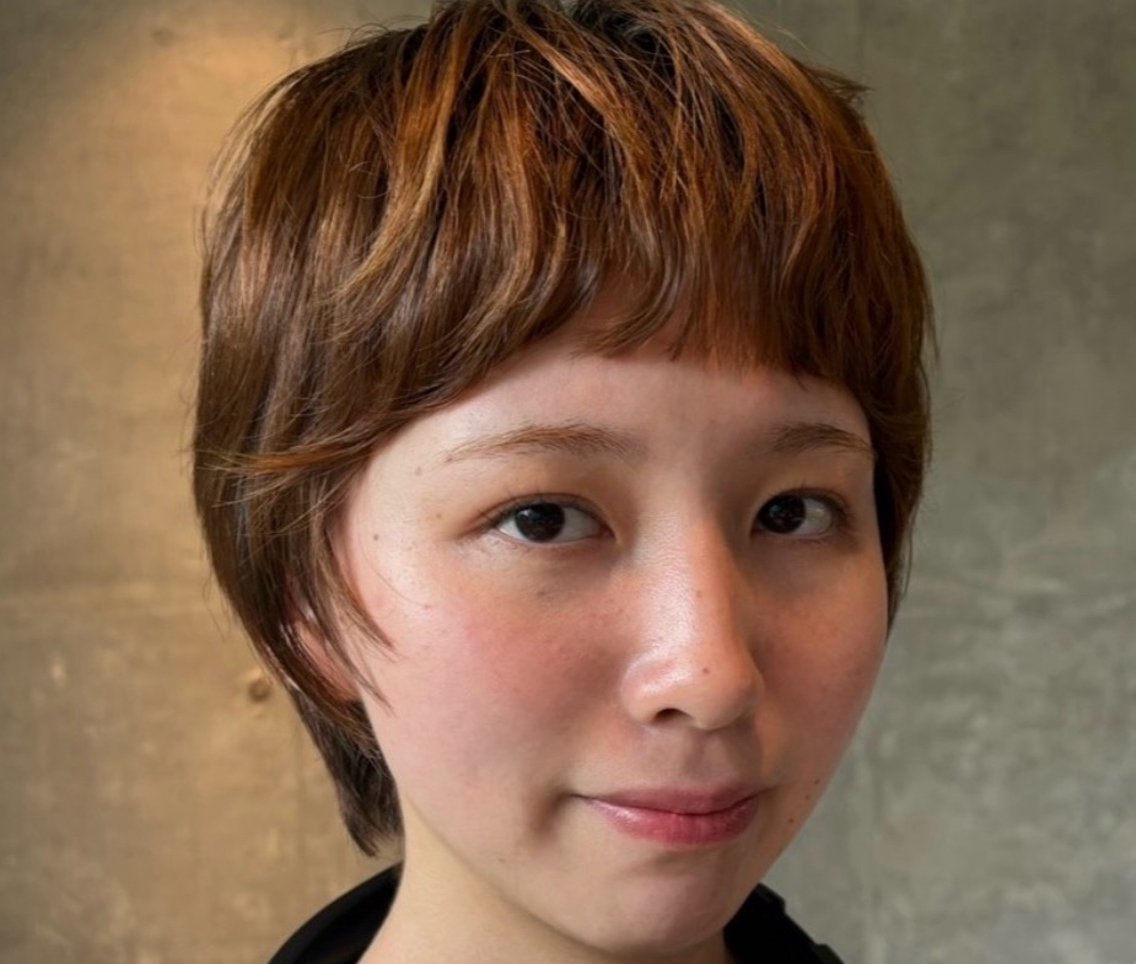 ショート カット ヘアカラー Cocona🦤 ハイトーン/レイヤーのヘアスタイル