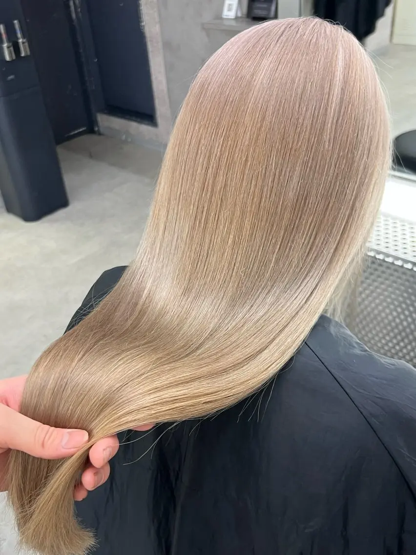 カラー iki shihoのヘアスタイル
