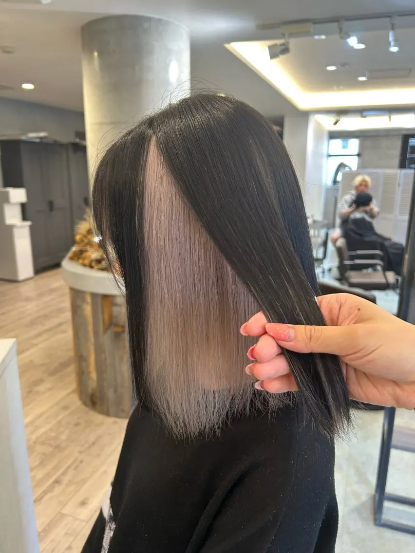 ショート カラー ヘアカラー ハイトーン特化サロン 🍑momo🍑のヘアスタイル