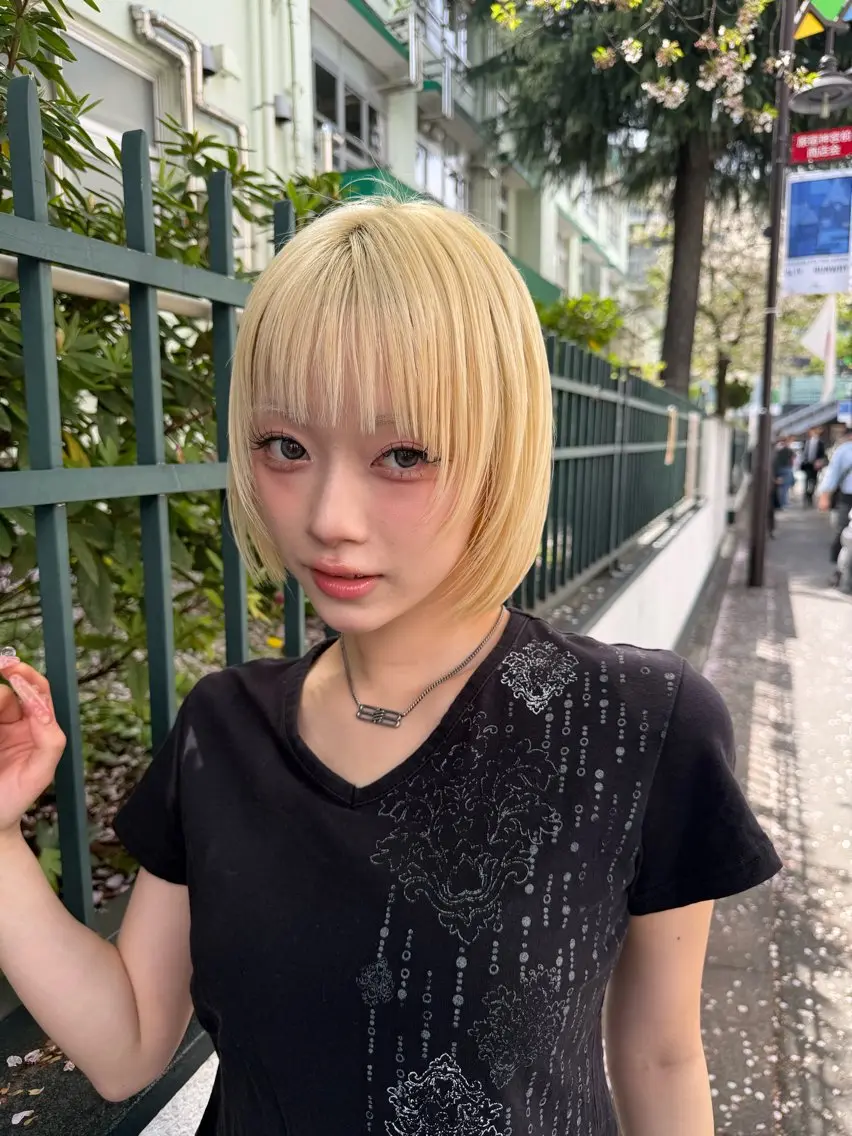 ショート カラー ショートボブ ブリーチ ブロンド ケアブリーチ 透明感カラー カット ヘアカラー 💎透明感カラー特化 💎TAISEIのヘアスタイル