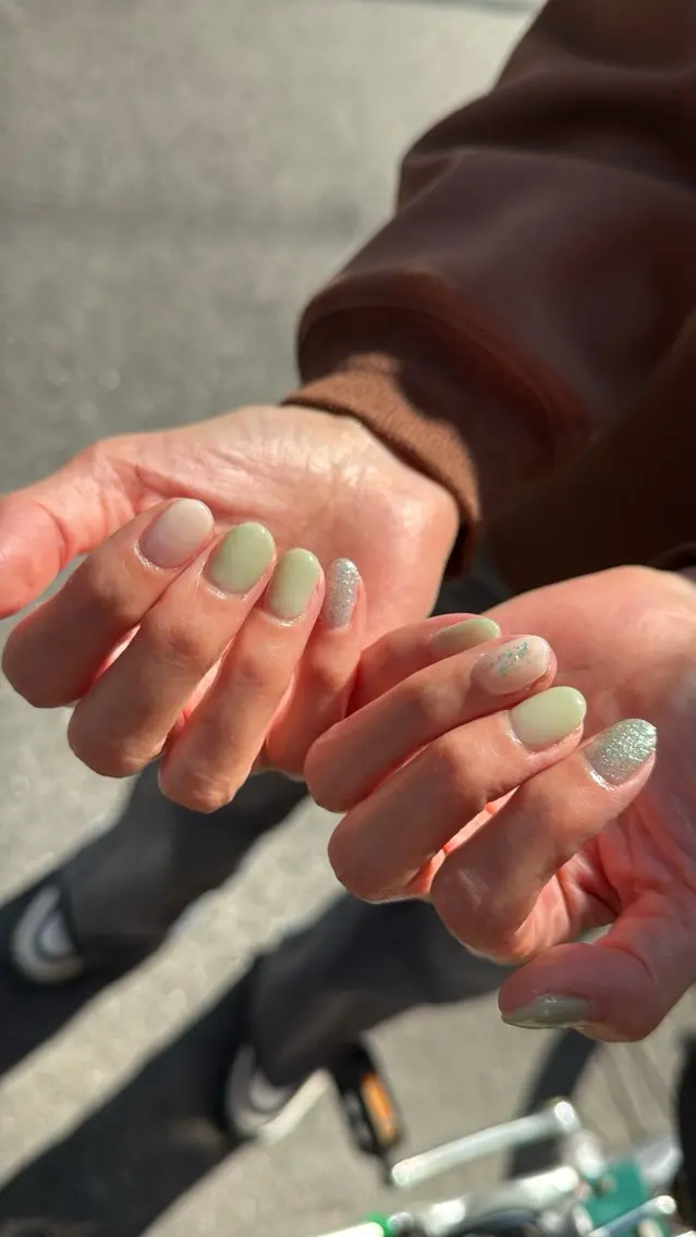 ネイル フラッシュネイル フラッシュマグ フットネイル フレンチネイル 韓国ネイル ハンドネイル SAKU nail 作島茜のネイルデザイン