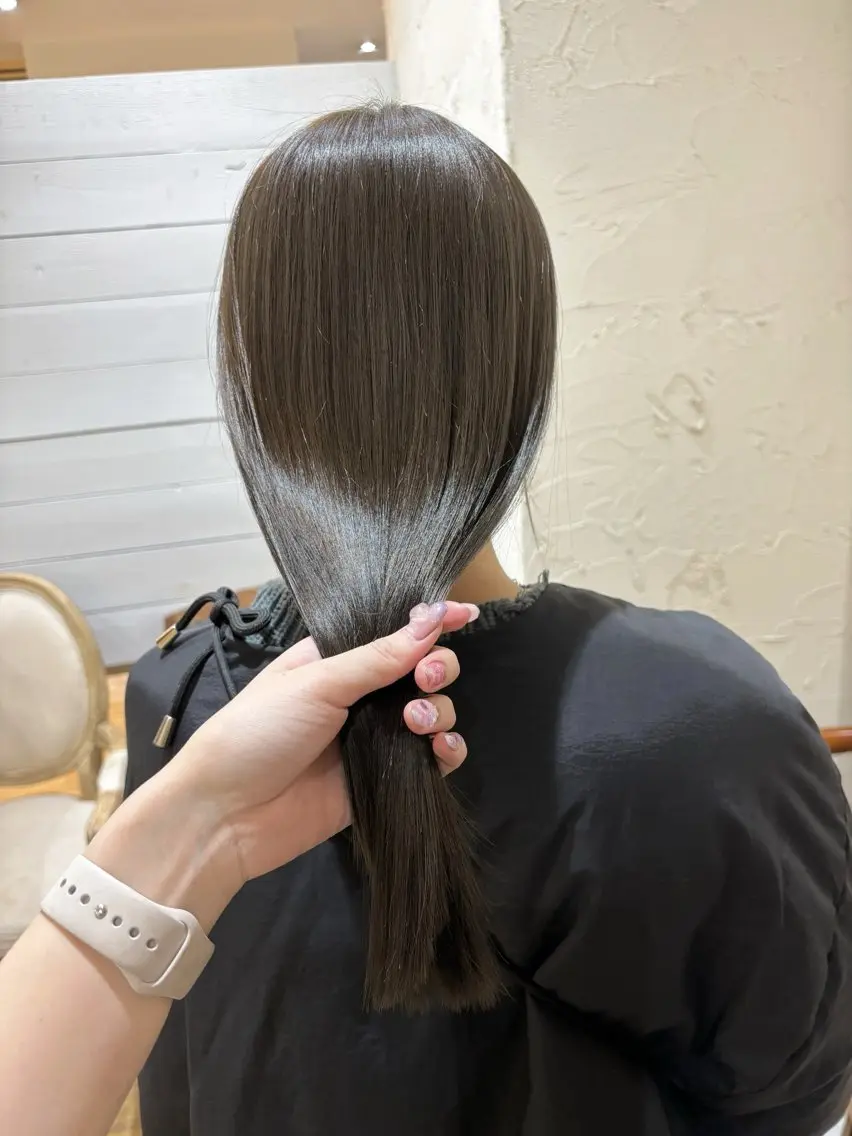 カラー Defi【梅田】 Hinataのヘアスタイル