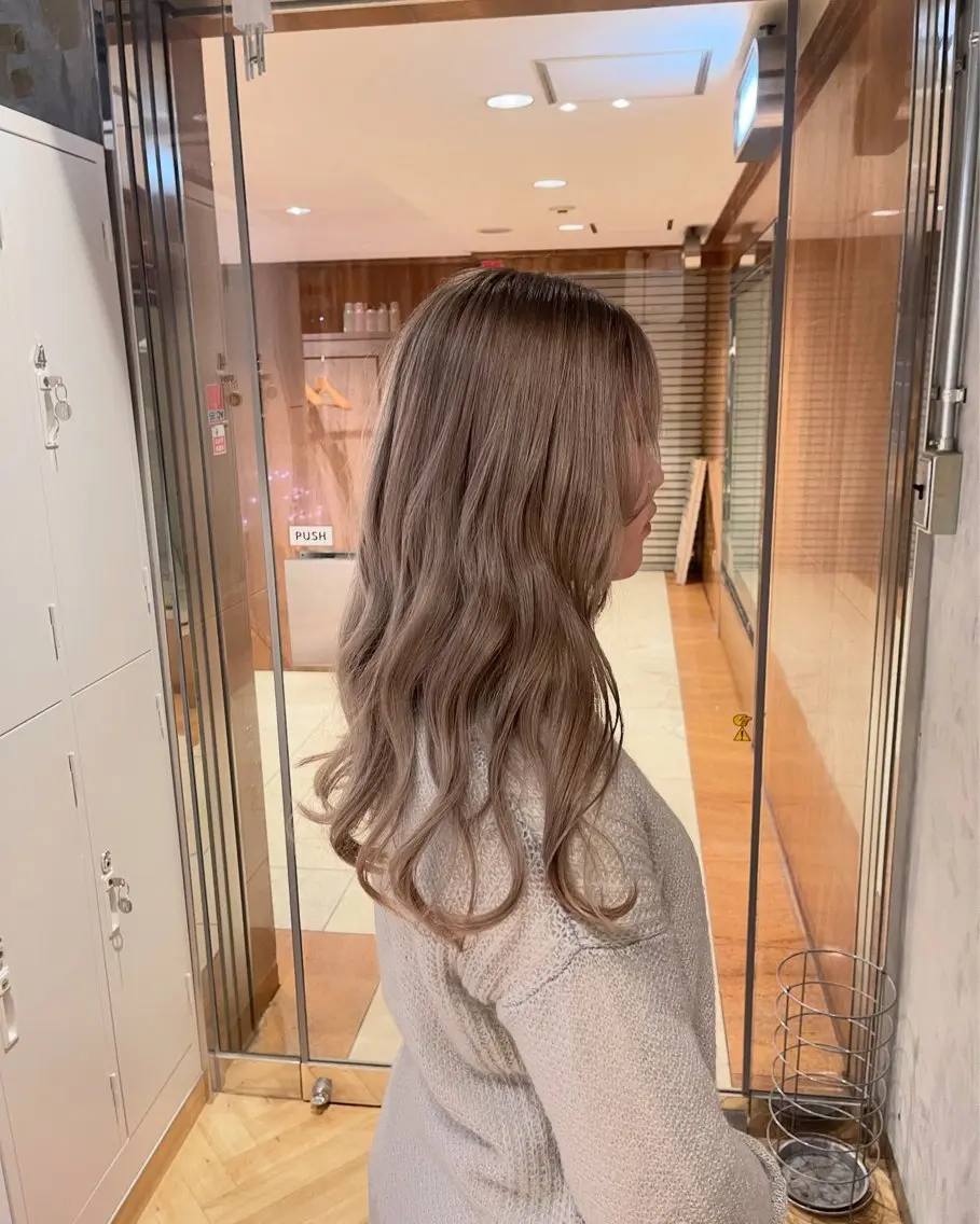 ロング カラー ヘアアレンジ 阪倉 美玲のヘアスタイル