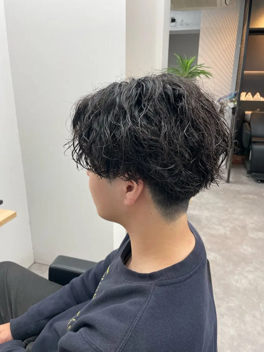 ショート パーマ メンズ カット パーマ 社会人向けパーマ 北千住No.1林和輝のヘアスタイル