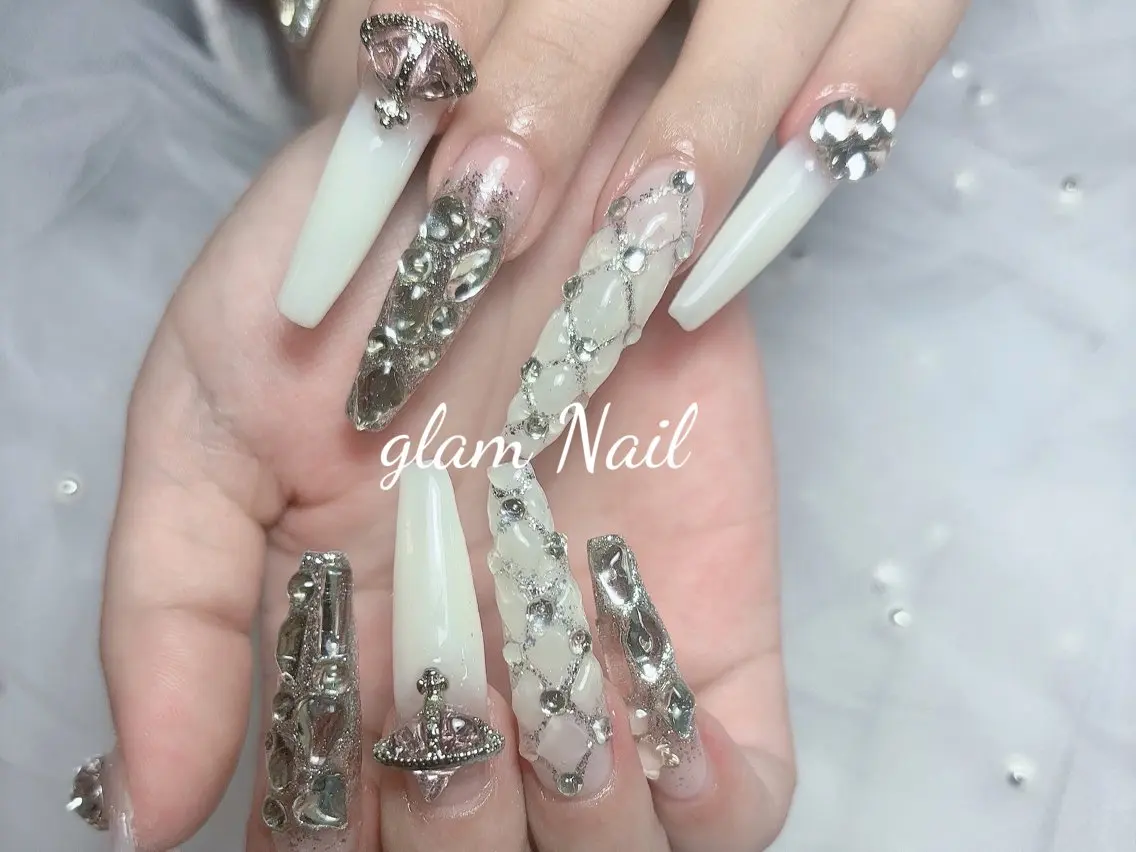 ネイル ハンドネイル エツメ💅 長さ出し🎀デザインのネイルデザイン