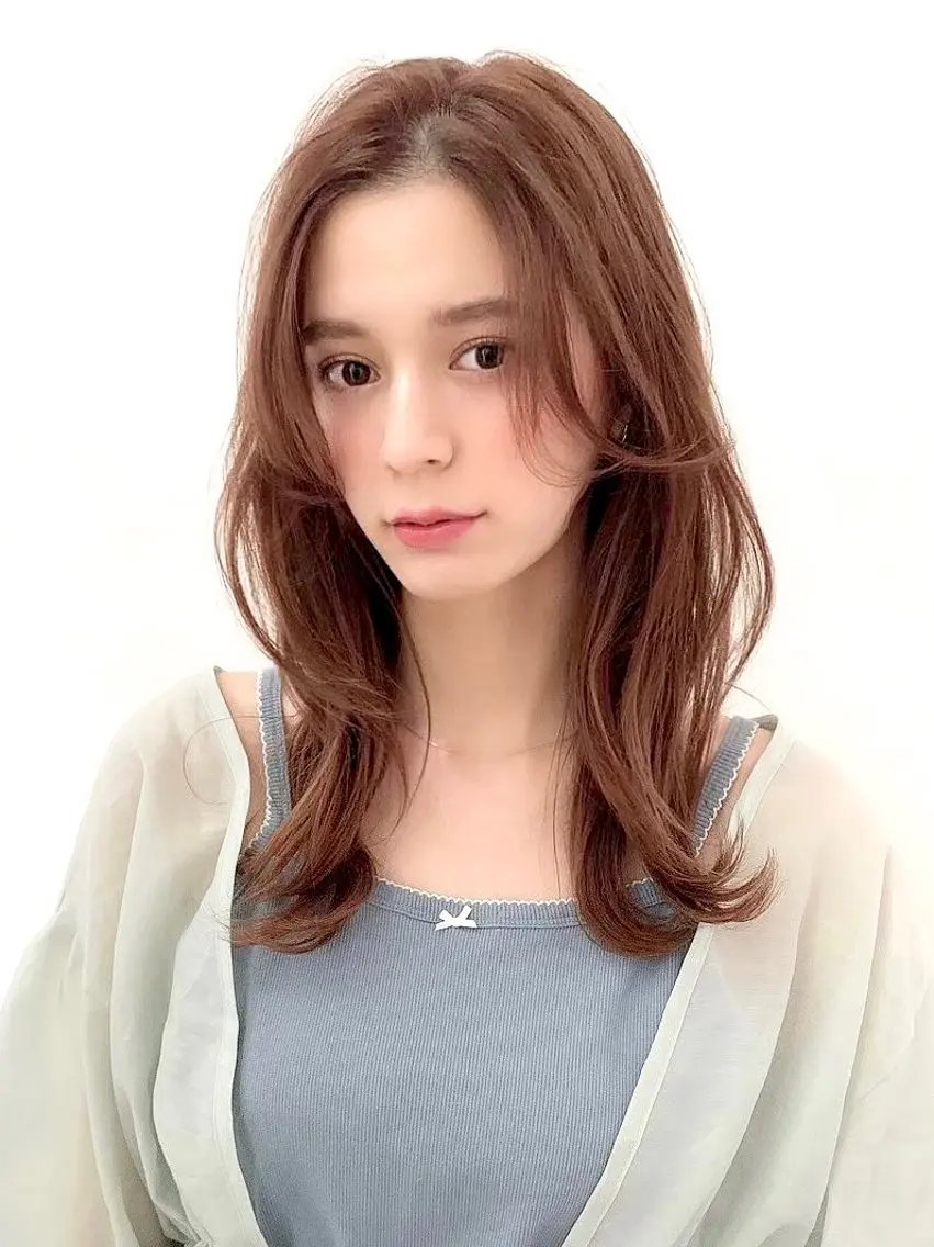 セミロング デジタルパーマ 🫧モデルさま募集中のヘアスタイル