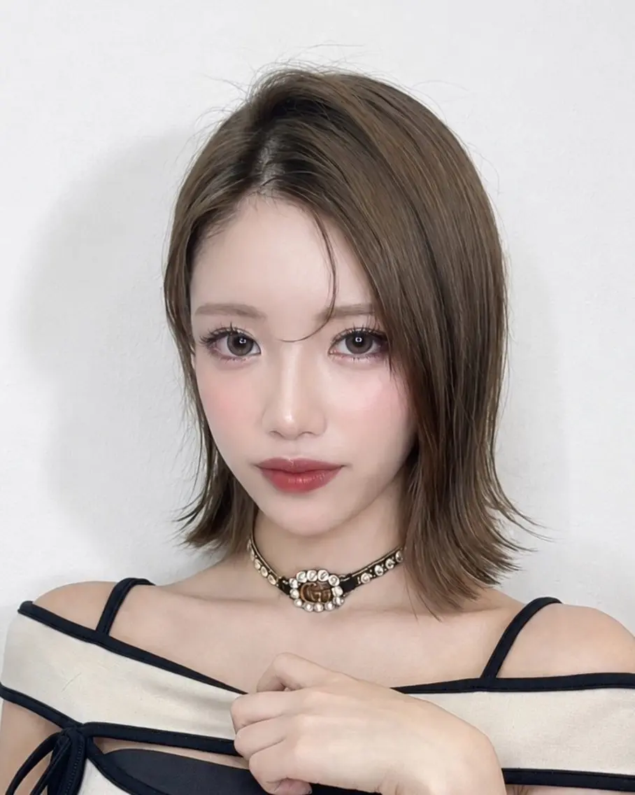 セミロング カラー ブラウンカラー 透明感カラー 髪質改善 レイヤーカット 縮毛矯正 カット ヘアカラー トリートメント ヘッドスパ 【特大SALE✨】 💚モエリ💚のヘアスタイル