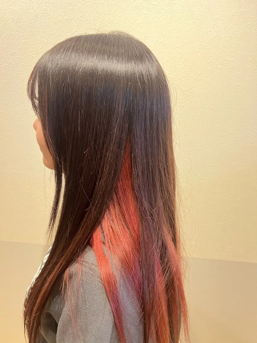 ロング カラー 小杉山 柊一のヘアスタイル