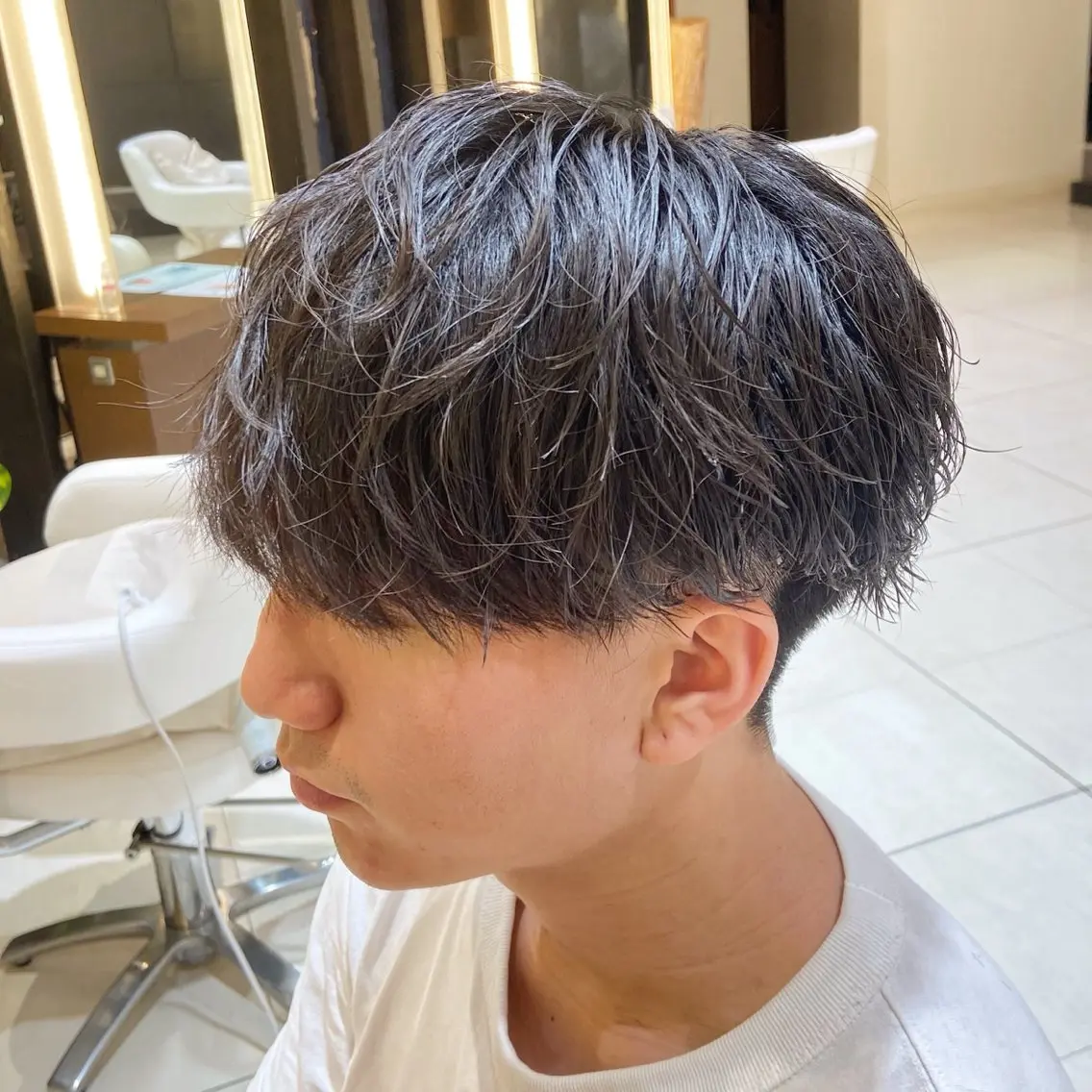 メンズ メンズパーマ 岡野 舜のヘアスタイル