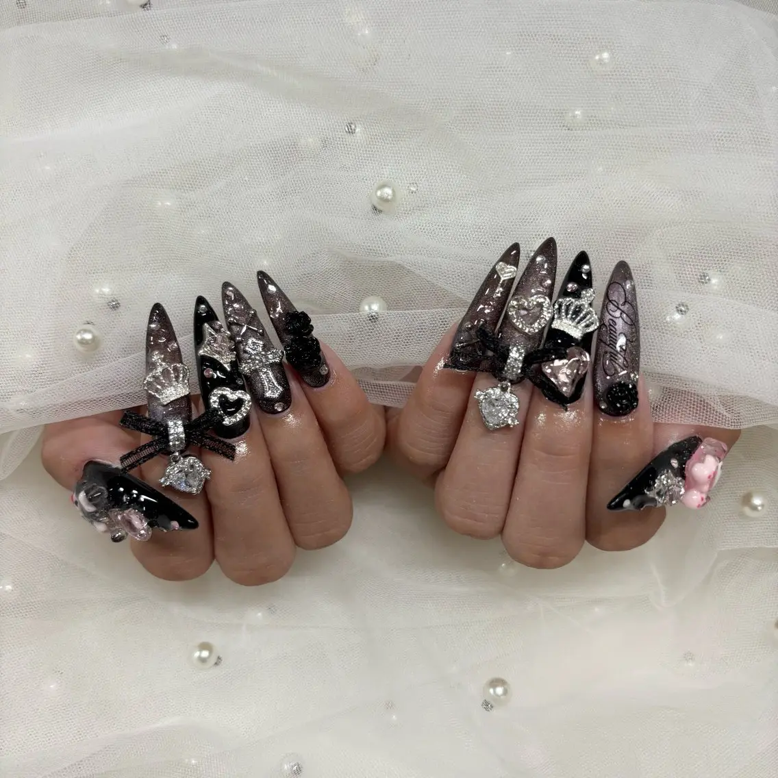 ネイル ハンドネイル ୨୧ mio୨୧のネイルデザイン