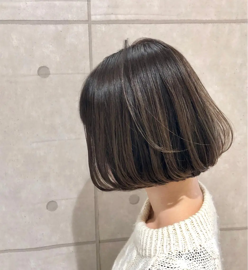 ショート カラー アッシュ ベージュカラー グラデーションカラー ハイライトカラー ハイライト ヘアカラー circus by KENJE 町田店のヘアスタイル