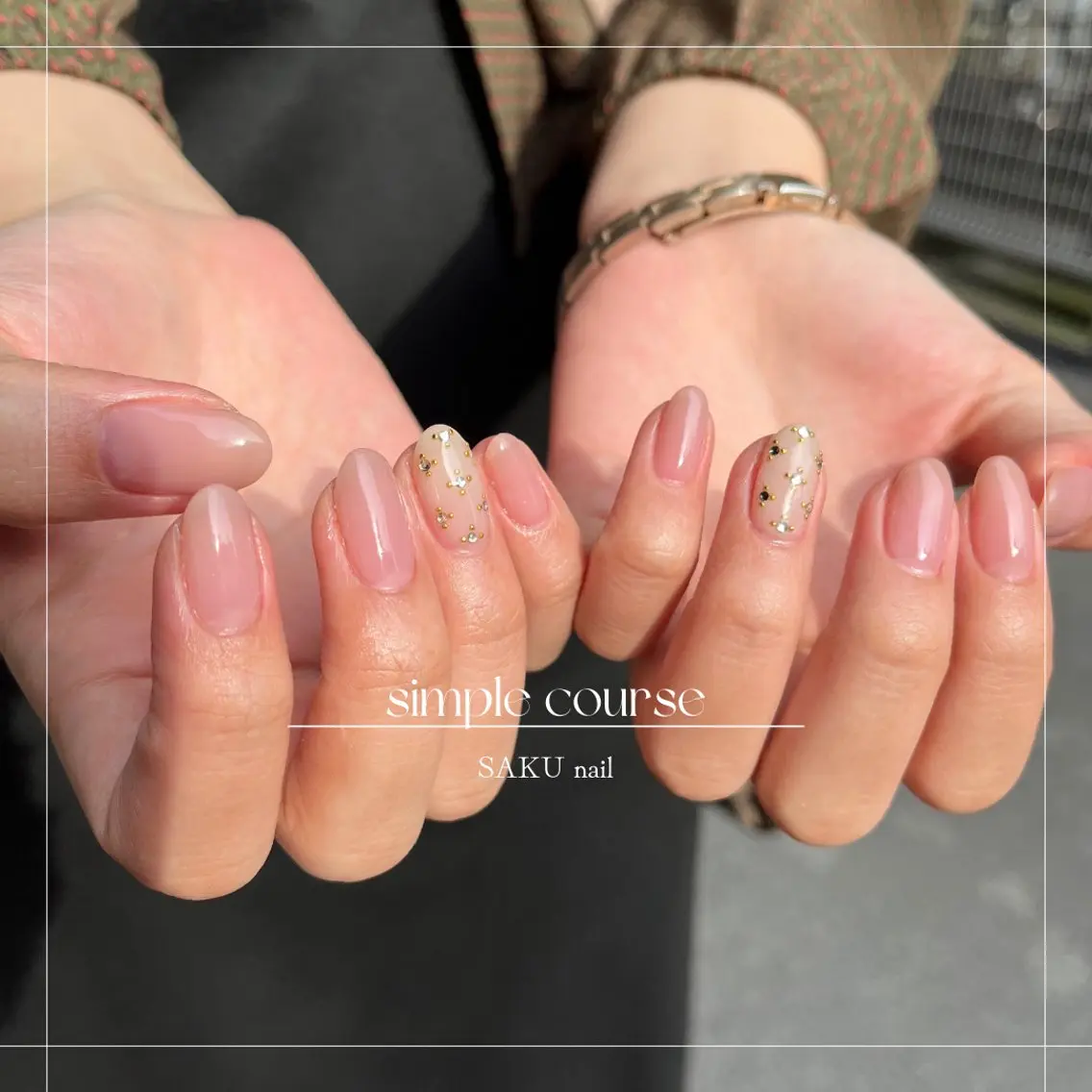 ネイル ニュアンスネイル シンプルネイル SAKU nail 作島茜のネイルデザイン