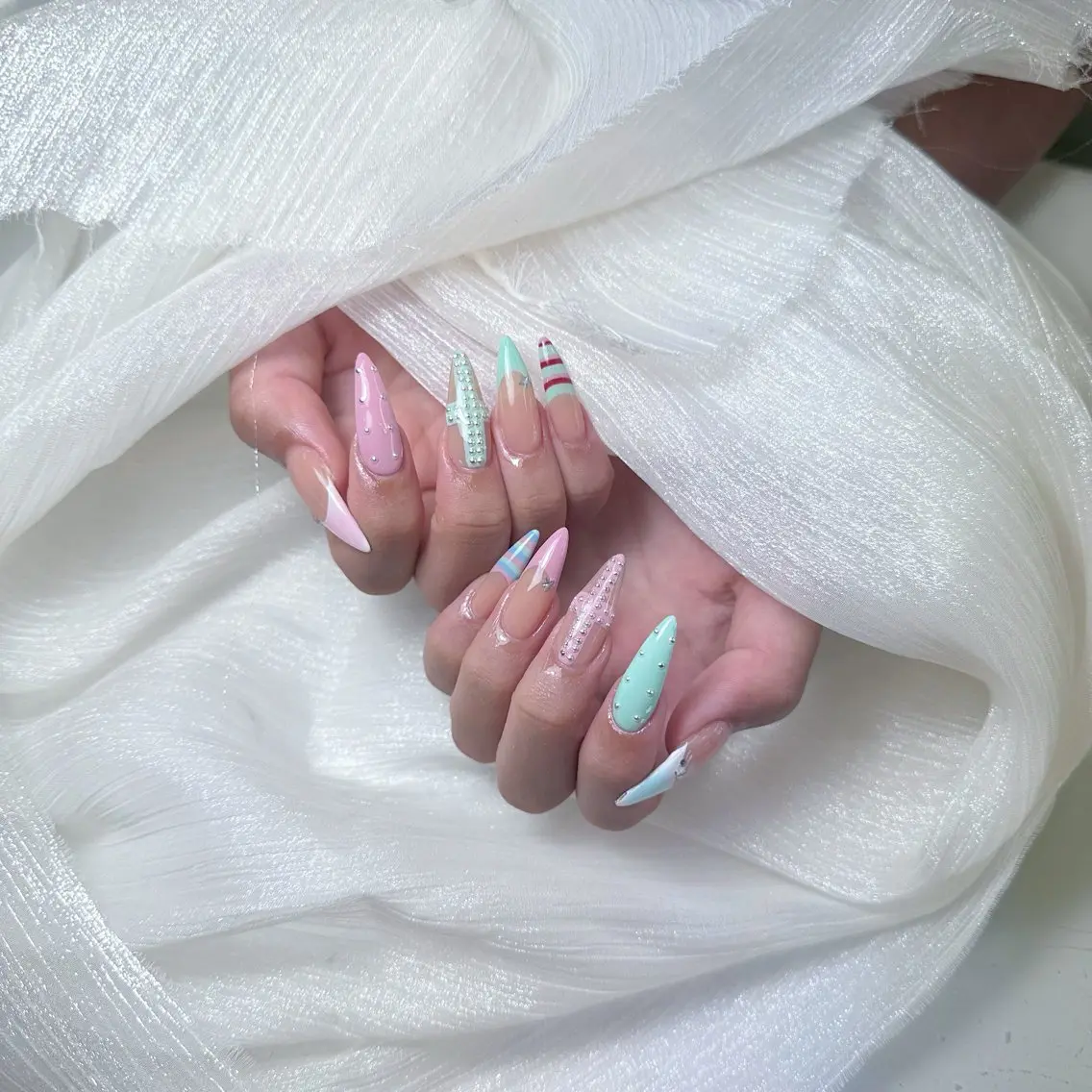 ネイル ハンドネイル Kingnail Emiのネイルデザイン