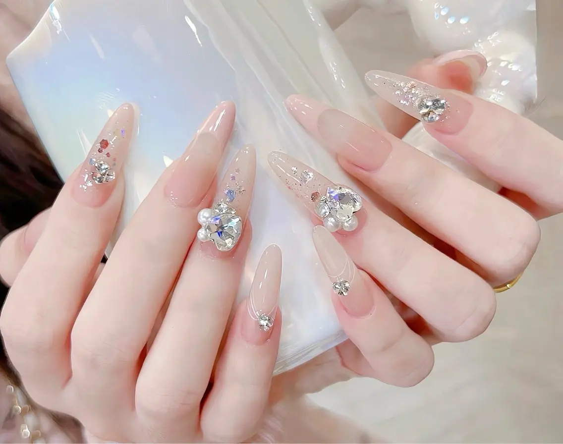 もう一つのアカウントロングネイル長さ出し専門 Spade Q でもご予約いただけますので、ぜひご利用ください。の写真